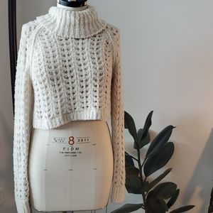 Free People turtle neck chunky knit sweater